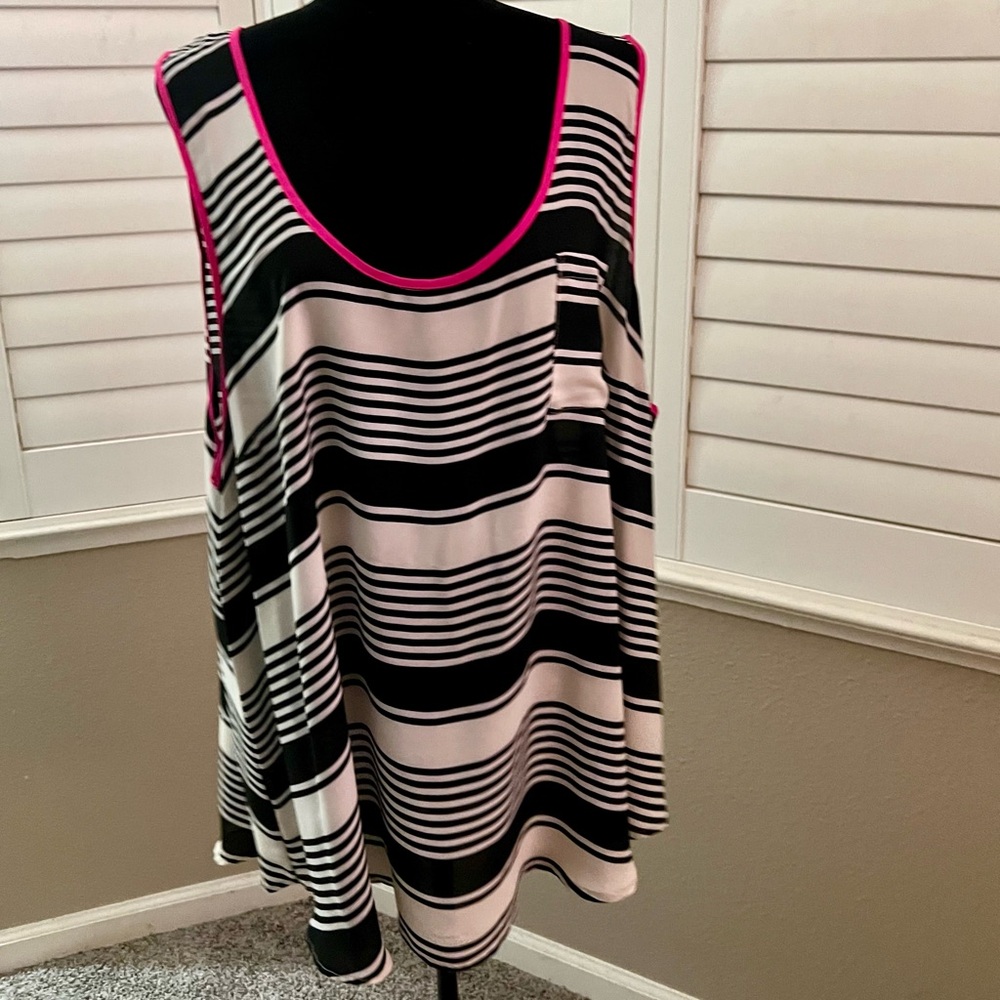 Hot pink, off white and black striped flowy tank top.